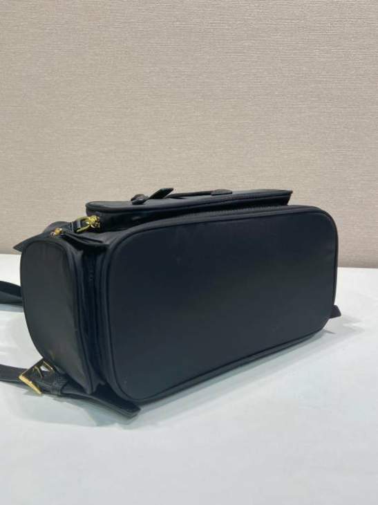 Picture of Prada Handbags _SKUfw241656324fw